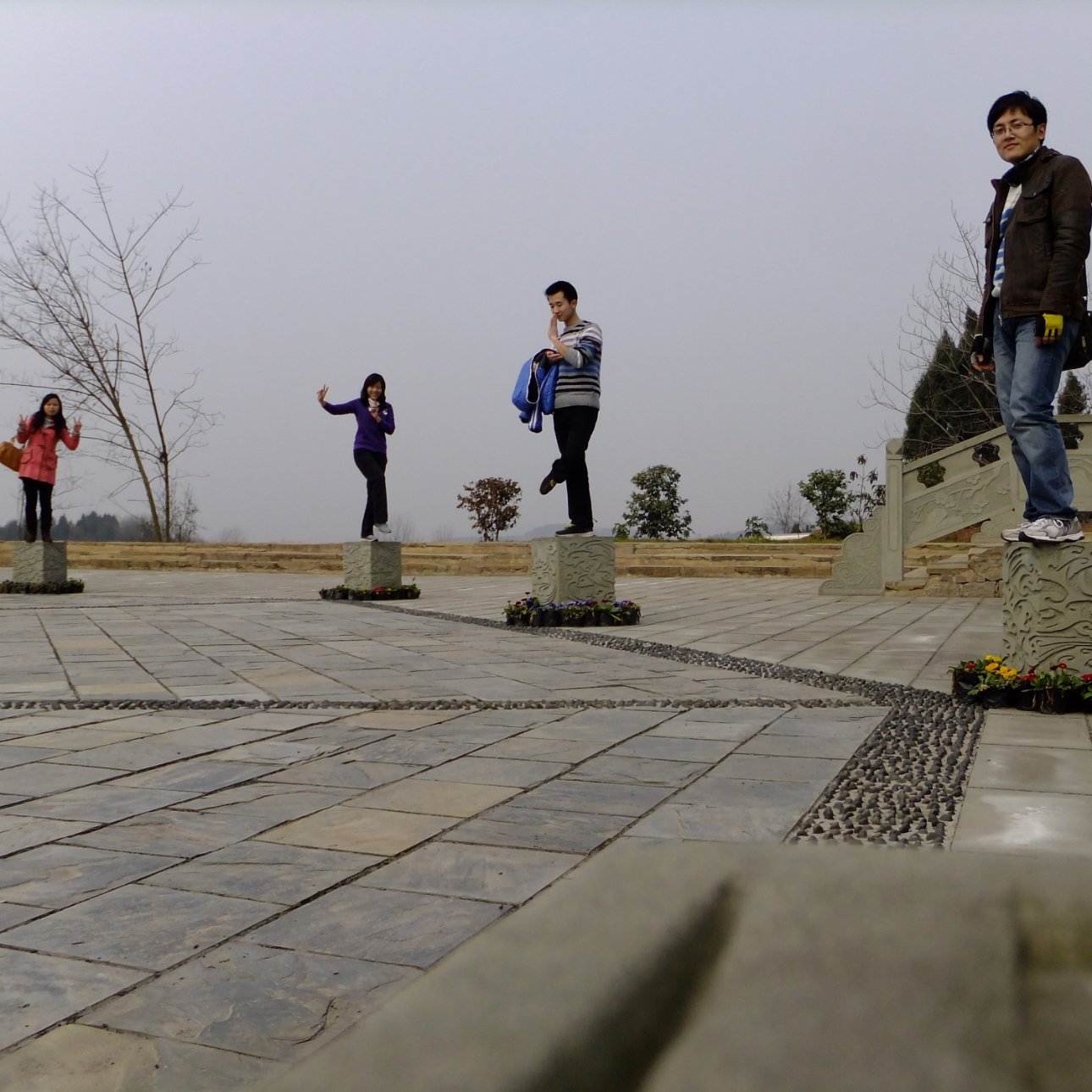 FUJIFILM FinePix F305EXR