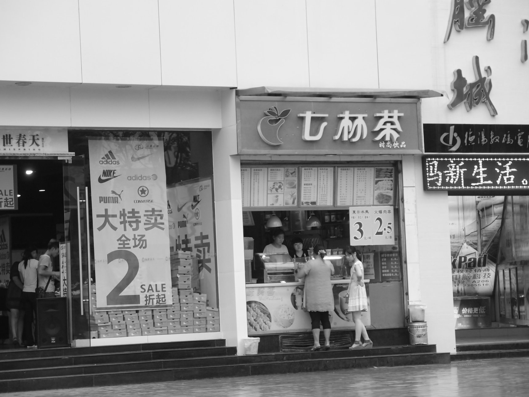 OLYMPUS IMAGING CORP. XZ-1