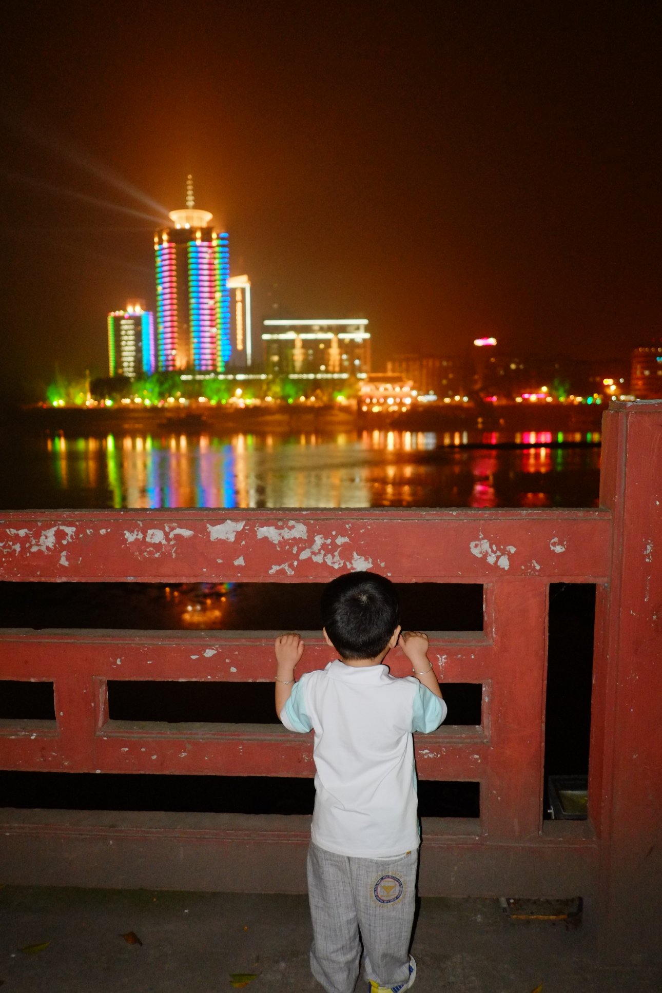 FUJIFILM X-E1 XF18mmF2 R