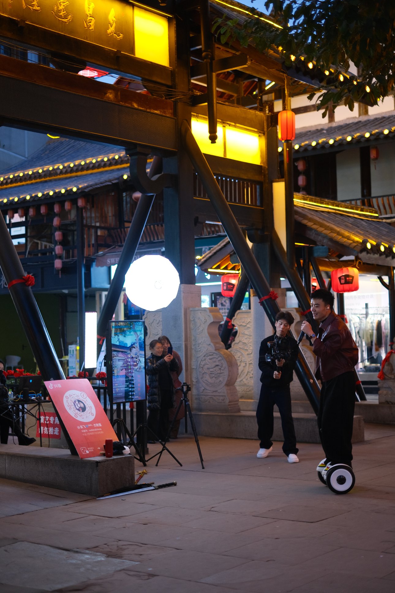 FUJIFILM X-E4
