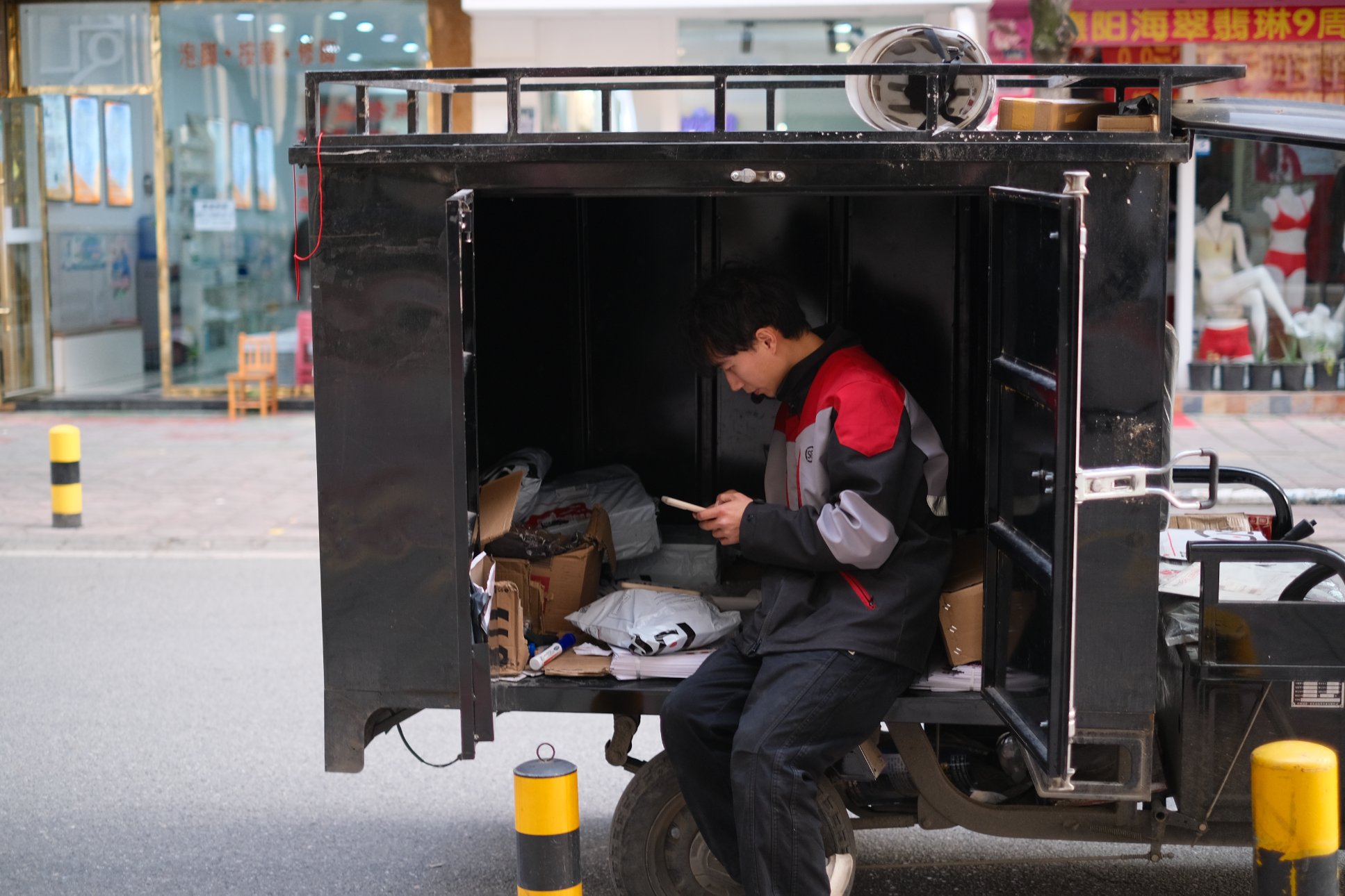 FUJIFILM X-E4